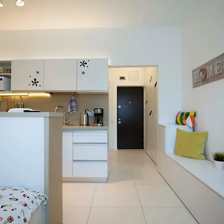 Classy Scala Studio Apartment Bukarest