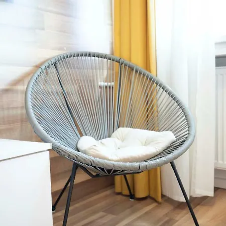 Classy Scala Studio Apartment Bukarest