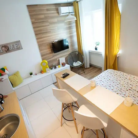 Classy Scala Studio Apartament